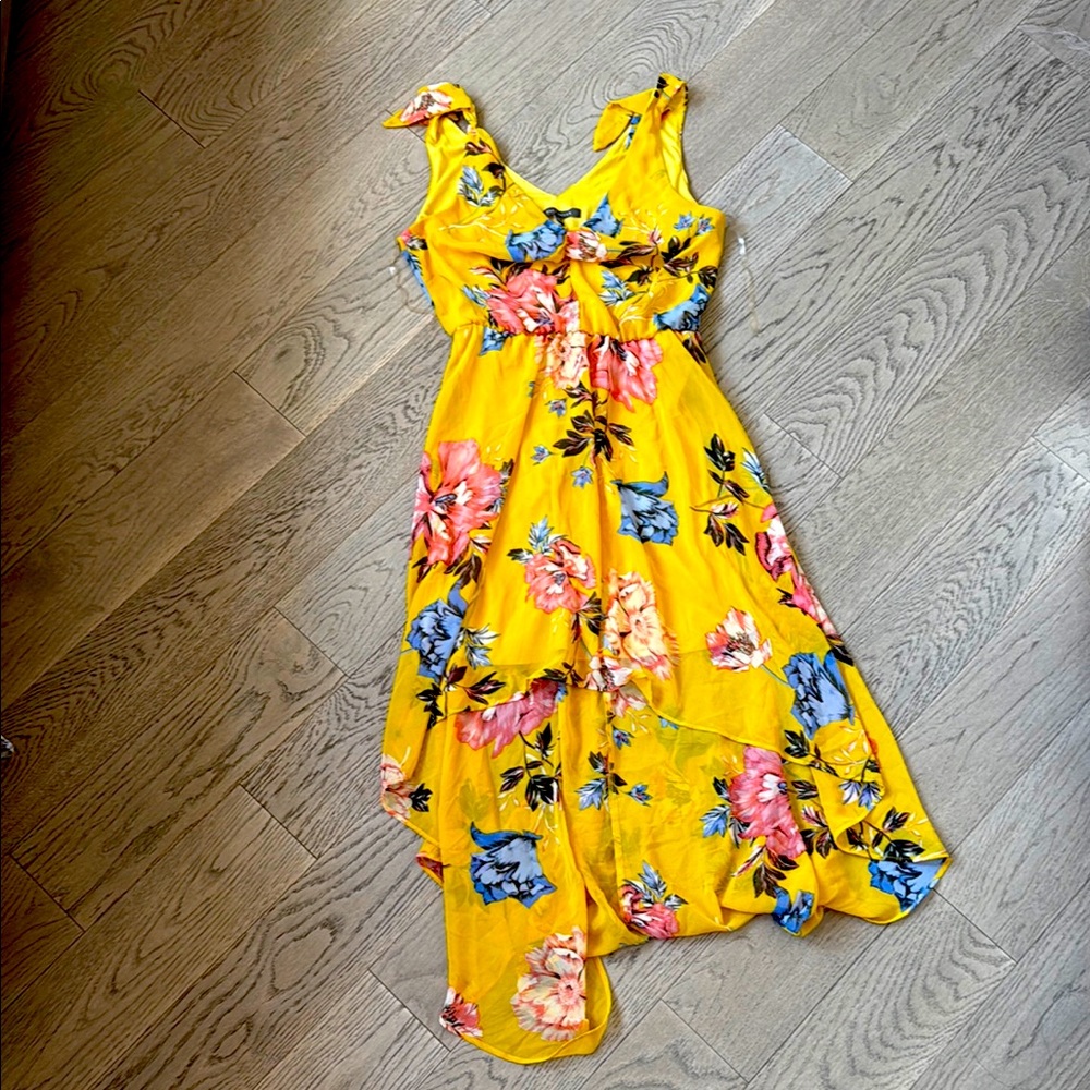 Suzy Shier Yellow Floral Maxi Dress
